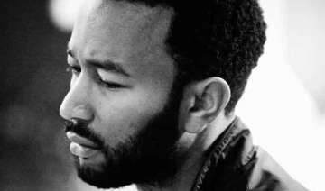 john legend eats food from bin - India TV john legend eats food from bin - India TV
