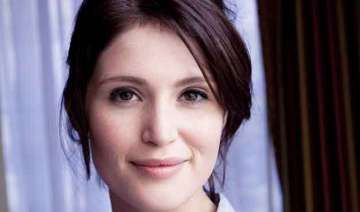 gemma arterton hates questions on make up clothes... gemma arterton hates questions on make up clothes...