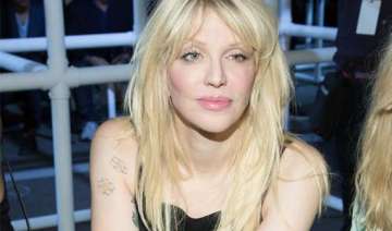 courtney love is a huge fan of one direction -... courtney love is a huge fan of one direction -...