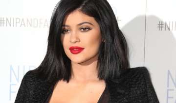 kylie jenner offered 10 mn to make sex tape with... kylie jenner offered 10 mn to make sex tape with...