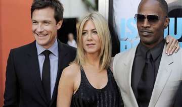 jennifer aniston attends horrible bosses premiere... jennifer aniston attends horrible bosses premiere...
