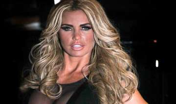 katie price hospitalised may have premature baby... katie price hospitalised may have premature baby...