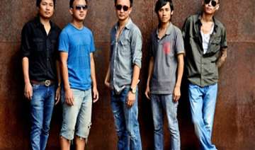 naga band s video in vh1 s top 50 international... naga band s video in vh1 s top 50 international...