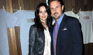 party lover david arquette dropped from movie -... party lover david arquette dropped from movie -...