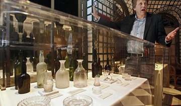 titanic artifacts headed to auction - India TV titanic artifacts headed to auction - India TV