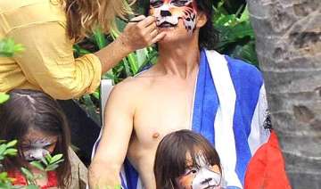 tom cruise becomes thundercat - India TV tom cruise becomes thundercat - India TV