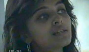 aishwarya looked like this in 1993 youtube video... aishwarya looked like this in 1993 youtube video...