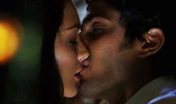 prateik kisses amy jackson in ek diwanaa tha -... prateik kisses amy jackson in ek diwanaa tha -...