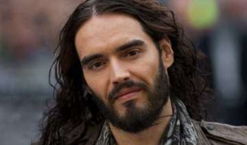 no more social media for russell brand - India TV no more social media for russell brand - India TV