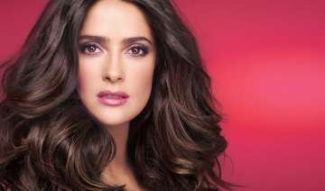 salma hayek eats worms - India TV salma hayek eats worms - India TV