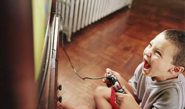 violent video games promote good behaviour in... violent video games promote good behaviour in...