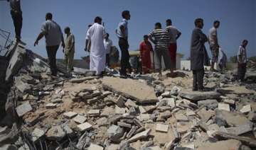 blasts shake tripoli - India TV blasts shake tripoli - India TV