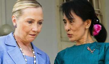 clinton meets suu kyi lays down reform markers -... clinton meets suu kyi lays down reform markers -...