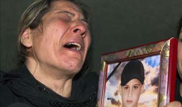 eu us impose new syria sanctions as death toll... eu us impose new syria sanctions as death toll...