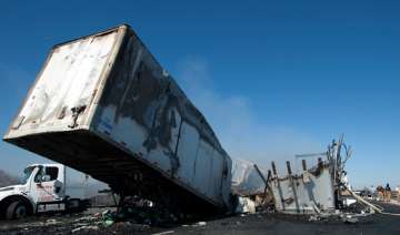 florida highway pileup kills at least 10 people -... florida highway pileup kills at least 10 people -...