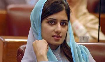 hina rabbani khar wants to give direction to indo... hina rabbani khar wants to give direction to indo...