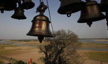 hindu temple vandalised in us - India TV hindu temple vandalised in us - India TV
