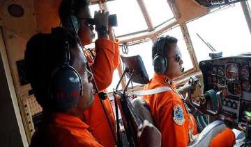 searchers resume hunt for bodies from airasia jet... searchers resume hunt for bodies from airasia jet...