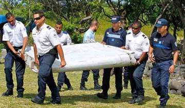 malaysia seeks help in finding more possible... malaysia seeks help in finding more possible...