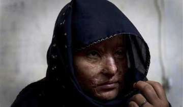abused women face lonely struggle in pakistan -... abused women face lonely struggle in pakistan -...