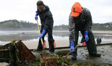 invasive species ride tsunami debris to us shore... invasive species ride tsunami debris to us shore...