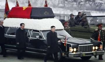 north korea bids wintry mass farewell to kim jong... north korea bids wintry mass farewell to kim jong...
