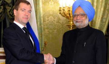 pm meets russian president medvedev - India TV pm meets russian president medvedev - India TV