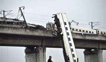 33 killed as china s bullet trains collide -... 33 killed as china s bullet trains collide -...