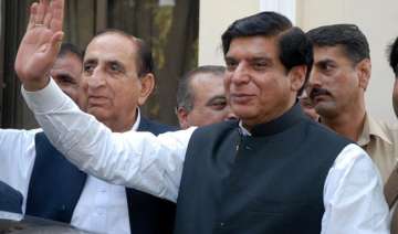 15 lawmakers of pml q inducted into ashraf s... 15 lawmakers of pml q inducted into ashraf s...