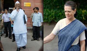 anna hazare to meet sonia gandhi on saturday -... anna hazare to meet sonia gandhi on saturday -...