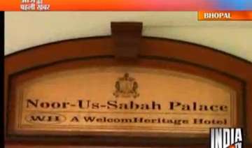 bhopal hotel raided for adulterated foodstuff -... bhopal hotel raided for adulterated foodstuff -...