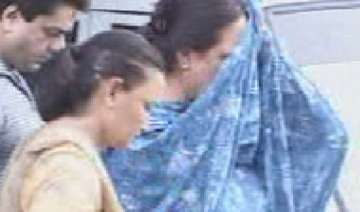 rs 87 lakh cash 1 000 cartridges seized by cbi... rs 87 lakh cash 1 000 cartridges seized by cbi...