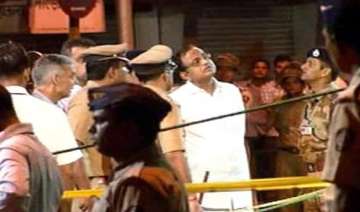 chidambaram visits blast sites - India TV chidambaram visits blast sites - India TV
