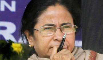 congress colluding with left says mamata - India... congress colluding with left says mamata - India...