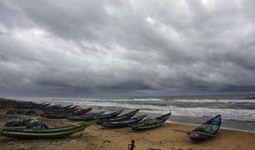 cyclonic storm thane likely to intensify - India... cyclonic storm thane likely to intensify - India...