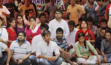 du ugc tussle over fyup du teachers go on hunger... du ugc tussle over fyup du teachers go on hunger...