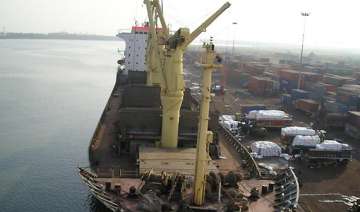 death of a girl leads to violence in kolkata port... death of a girl leads to violence in kolkata port...