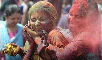 delhi sex workers celebrate holi with kheer... delhi sex workers celebrate holi with kheer...
