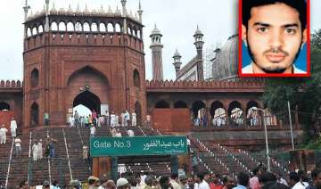 delhi police announces rs 15 lakh reward for clue... delhi police announces rs 15 lakh reward for clue...