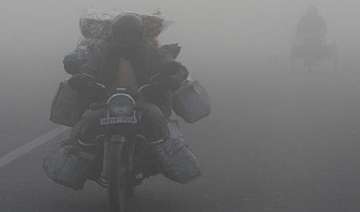 fog engulfs punjab haryana rail and road traffic... fog engulfs punjab haryana rail and road traffic...