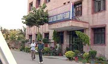 four held for serial rape of girl in delhi -... four held for serial rape of girl in delhi -...
