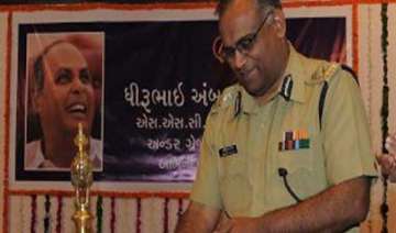 gujarat dgp amitabh pathak cremated - India TV gujarat dgp amitabh pathak cremated - India TV