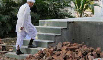 hazare suffering from infection to go ahead with... hazare suffering from infection to go ahead with...