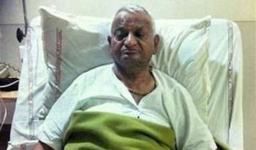 hazare to be discharged from hospital tomorrow -... hazare to be discharged from hospital tomorrow -...
