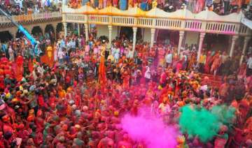 holi frenzy grips krishna land - India TV holi frenzy grips krishna land - India TV