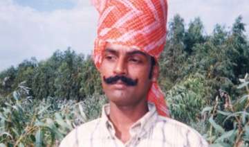 know gajendra singh the farmer who committed... know gajendra singh the farmer who committed...