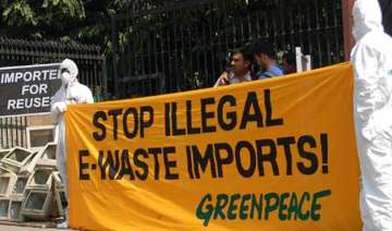 foreign fundings to greenpeace india blocked -... foreign fundings to greenpeace india blocked -...