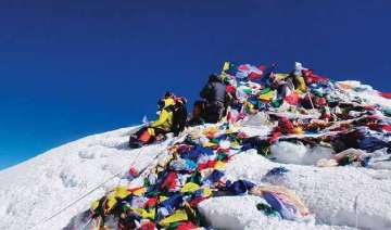 indian army set to scale everest to bring down... indian army set to scale everest to bring down...