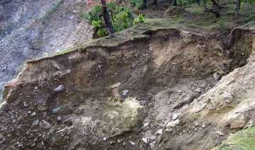 earthquake triggers landslides in sikkim - India... earthquake triggers landslides in sikkim - India...