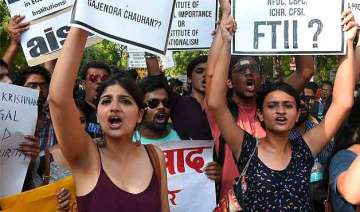 ftii student delegation meets i b officials no... ftii student delegation meets i b officials no...